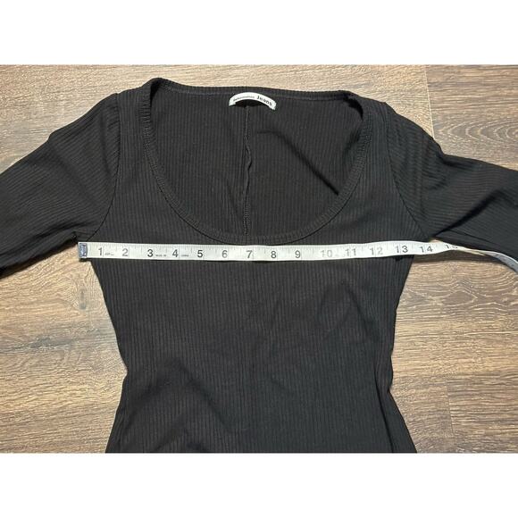 Reformation Jeans Made in USA Black 3/4 Sleeve Ribbed Top Size Small Cropped - Picture 5 of 6